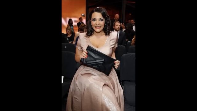 Caro Emerald - Ne Me Quitte Pas / If You Go Away (Jacques Brel Cover @ Radio 2 NL)