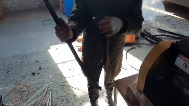 Разделка кабеля Фидер.Станок MR-80. смотреть онлайн