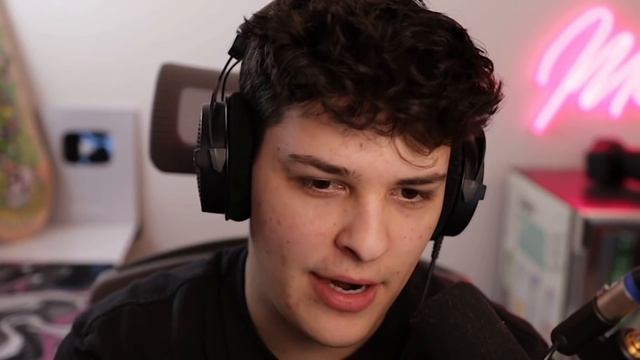 I Tricked TikTok Into Thinking I Was Fe4RLess смотреть онлайн