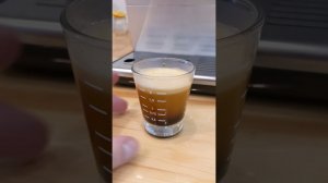 Кофемашина DELONGHI AUTENTICA (etam29.510), демонстрация работоспособности