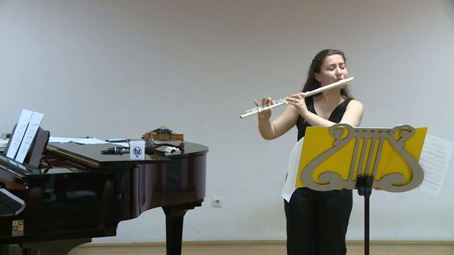 Artida Bakija: Zigeunerweisen - Pablo de Sarasate & Hypnosis -Ian Clarke смотреть онлайн