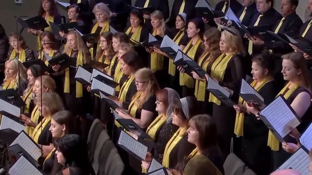 Как величественно Имя Твое - хор "Светлый миг" смотреть онлайн