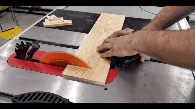 Что будет, если установить пильные диски для торцовки на распиловочный станок? смотреть онлайн