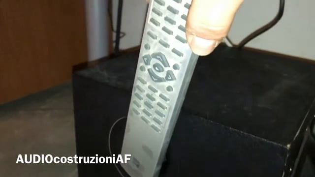 SUPER BASSS! - Microlab Subwoofer смотреть онлайн