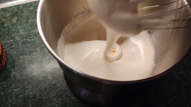 Вкусный нежный пирог с любой фруктовой начинкой. ??? понравится каждому смотреть онлайн