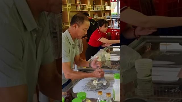 Мороженое во Вьетнаме смотреть онлайн