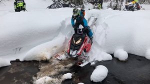 Зачем я купил POLARIS PRO RMK AXYS 155 !? Бедярыш. "Адовый" ручей и прыжки с трамплина на снегоходе