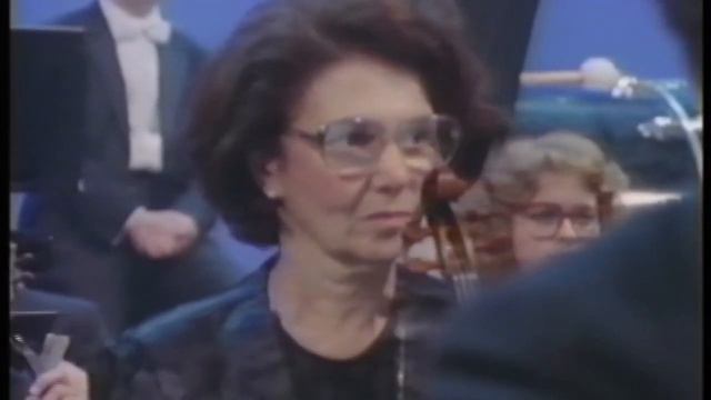 RAVEL Piano concerto in G - 3rd mov. Presto - Alicia de Larrocha_Charles Dutoit смотреть онлайн
