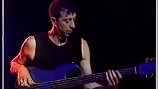 Pino Palladino Awesome Bass Solo And Groove - Manu Katche And Dominic Miller Live At Montreux 1999