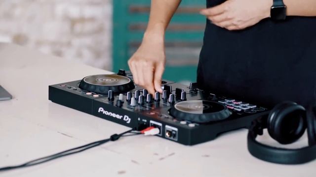 DDJ-400 Tutorials  Long Mix With Loop