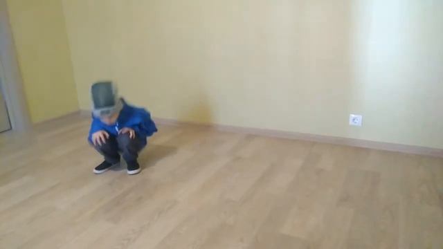 Руки на коленях HeadShot смотреть онлайн