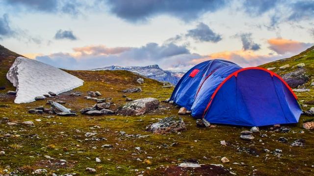 Trolltunga Hike, Norway. Как побывать на Языке Тролля без очередей и толп. Рассвет на Тролльтунге.