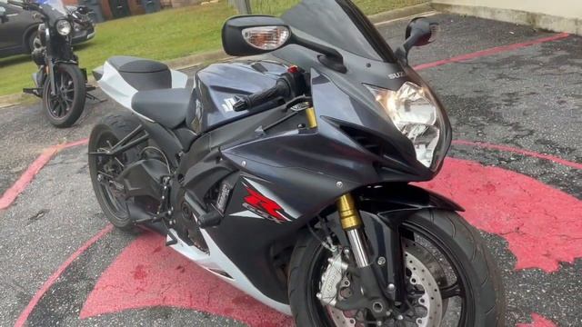 2015 SUZUKI GSX-R750 L1 STRECHED смотреть онлайн