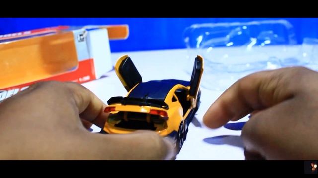 Unboxing of Chevrolet Camaro Diecast Model Car |TRANSFORMERS THE LAST KNIGHT DIECAST | Scale 1/32 | смотреть онлайн