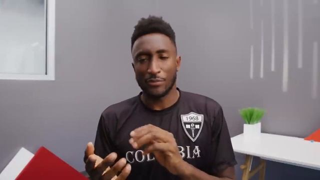 M2 MacBook Air With 4 Colors