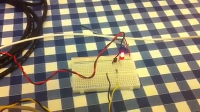 Morse code via RaspberryPi and LED смотреть онлайн
