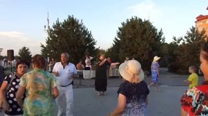 Русские вечерки на Астраханской набережной у Петра Первого 19.08.2017