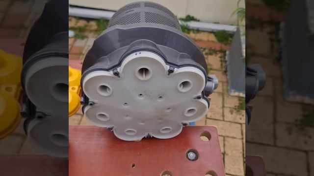 (with English subtitle) About Dyson DC29 deep cleaning (applicable with almost all the Dyson range) смотреть онлайн