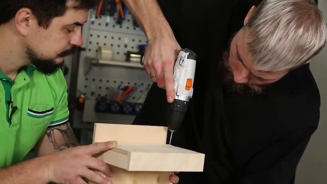 Мастерим кормушку для птиц