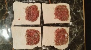 Слоеное тесто с фаршем / Очень просто и вкусно / Слойки с фаршем
