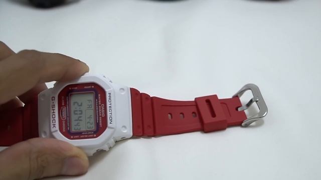 G-Shock DW-5600TB-4AJF RED & WHITE Throw Back 1983 series watch unboxing & review смотреть онлайн