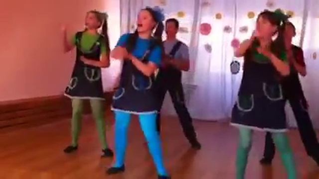 Школа 138. Жестовая песня 2. 17 февраля 2012 смотреть онлайн