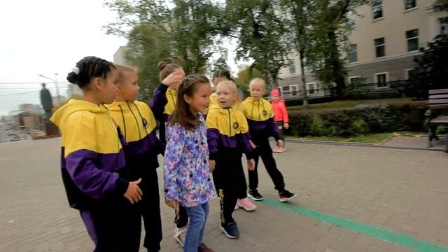 ролик для образцовой хореографической студии «ВЕСЕЛЫЕ ЧЕЛОВЕЧКИ» смотреть онлайн