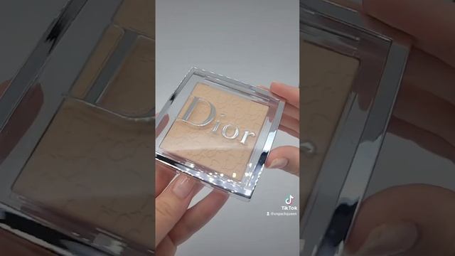 Dior Backstage Face and Body Powder-No-Powder смотреть онлайн