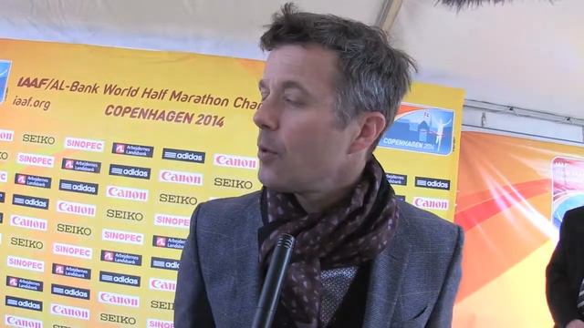 Crown Prince Frederik opens the half marathon смотреть онлайн