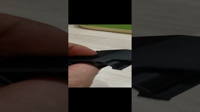 VID_20231227_190924.mp4