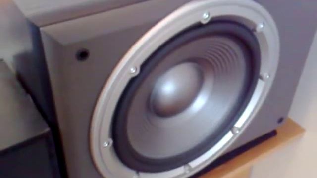 JBL E150P/230 Subwoffer смотреть онлайн