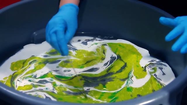 "Magic Marble" with Melanie Haas смотреть онлайн