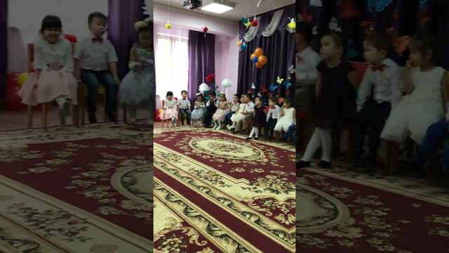 Балабакшада Абылхайыр такпак айтуда смотреть онлайн