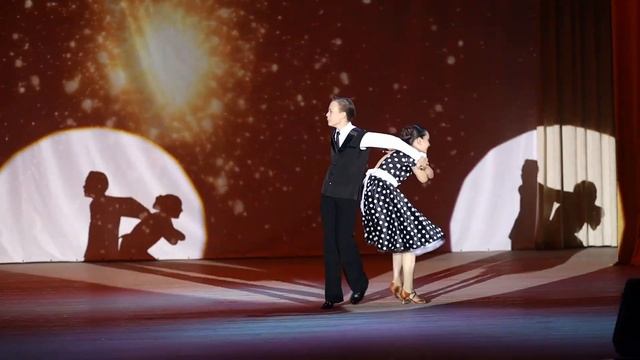 Наливайко Артём и Палазян Эльвира с танцем „Кураж” | феерия смотреть онлайн