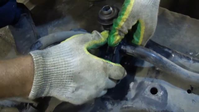 установка втулок стабилизатора (так дольше ходят)