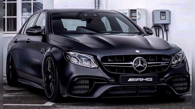 легендарный Mercedes е63