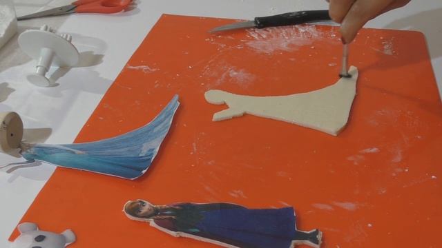 Торт Холодное Сердце ЭЛЬЗА и АННА Как украсить торт кремом Торты для девочек смотреть онлайн