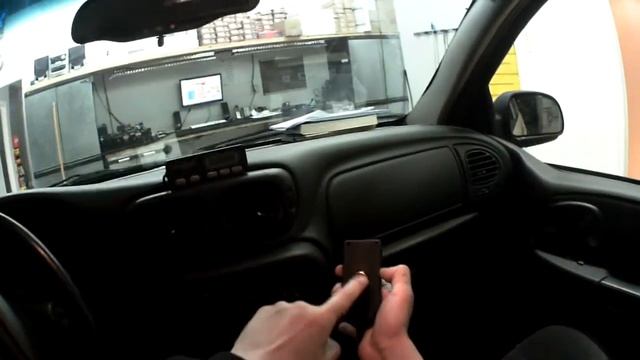 Making Firetrucks at Lockdown! 2009 Chevy Trailblazer Emergency Lights and Siren Installation смотреть онлайн