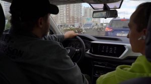 Сравнительный обзор VW E-Tharu vs VW Tiguan.