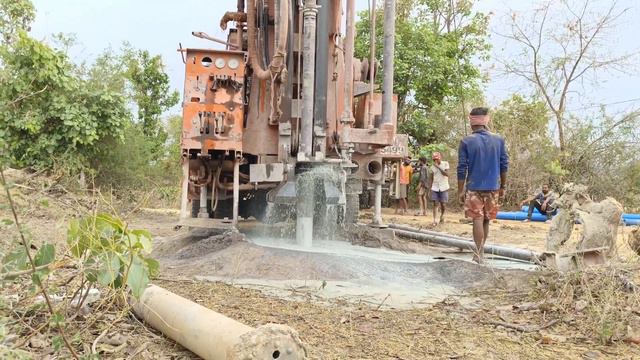 Bore well Drilling - 5 Inch water in 200 Feet Depth Borewell | CG Govt. Borewell machine смотреть онлайн