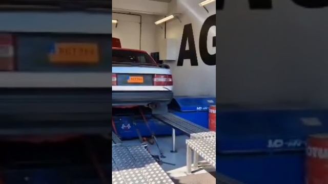 Volvo 940 2,5lit 16v Engine adjustment at AG:s (Norrköping, Sweden) смотреть онлайн