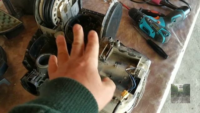 Ремонт пылесоса Samsung SC4760. Замена фильтров. Чистка и мойка пылесоса. смотреть онлайн