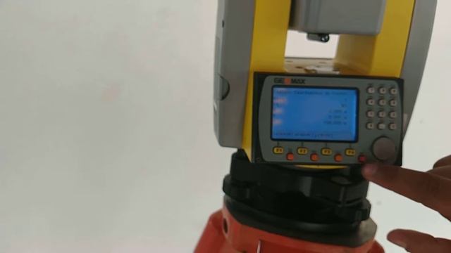 Estacionar Geomax zoom30 смотреть онлайн