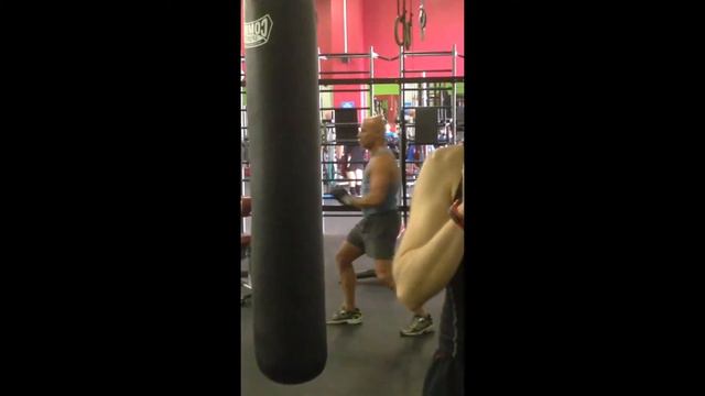 Funny man :) смотреть онлайн