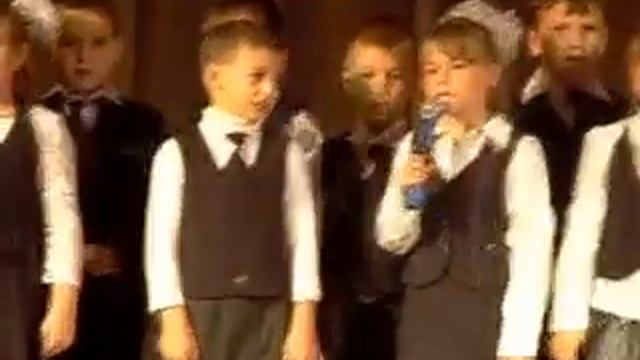 песня бабушкина горница смотреть онлайн