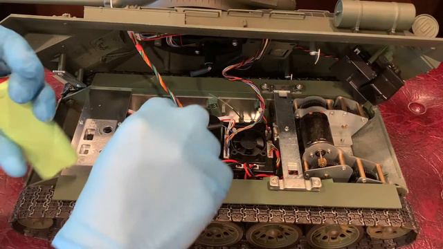 TAIGEN 1/16 RC - RUSSIAN T-34/85 - UNBOXING смотреть онлайн