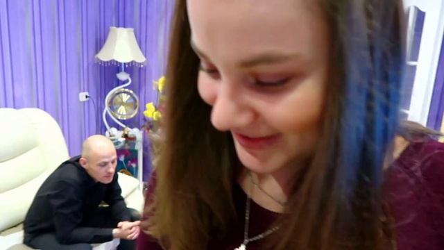 Еле жива! Продолжаем отмечать Новый Год у родителей! Подарки под Елкой! смотреть онлайн