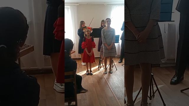 Нам любое время года нравится смотреть онлайн