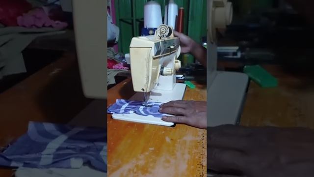 singer type 288 /bikin lobang kancing смотреть онлайн