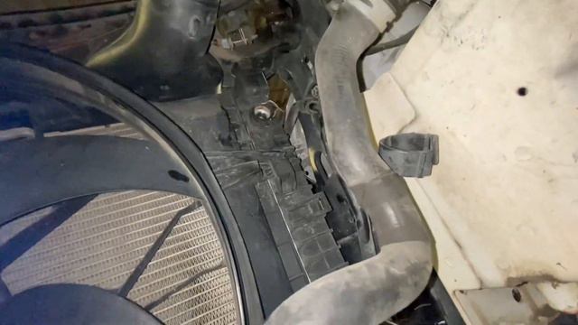 2005 Mercedes Benz c320 engine removal смотреть онлайн